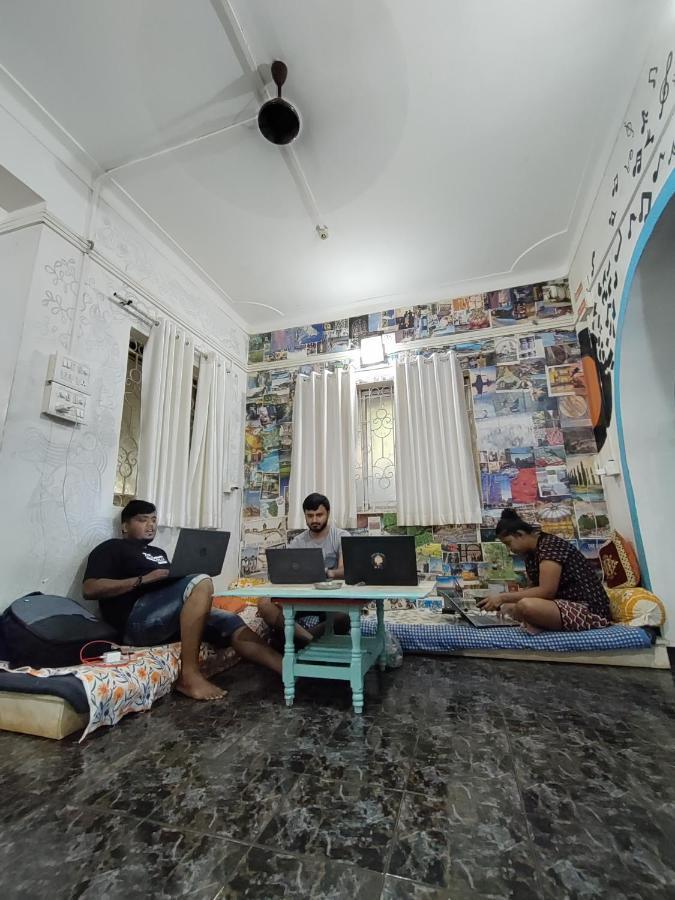 Goanvibes Hostel Anjuna Exterior photo